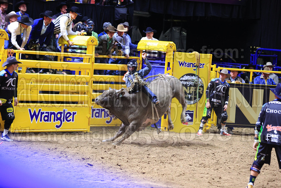 NFR 23 Round Three (3657) Bull Riding