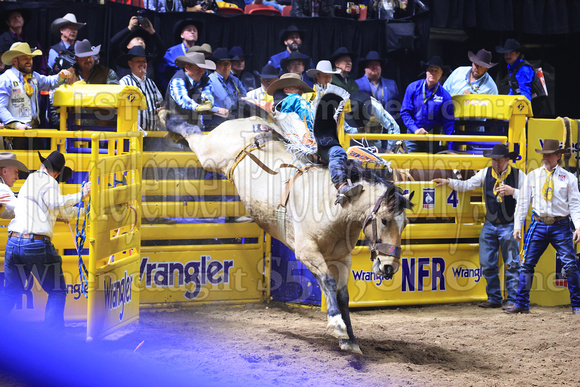 NFR 23 Round Three (801) Bareback Riding Clayton Biglow Top Dollar Andrews Rodeo