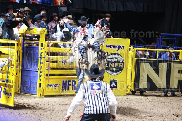 NFR RD Six (166) Bareback Tim O'Connell Time To Rock Bailey Pro Rodeo