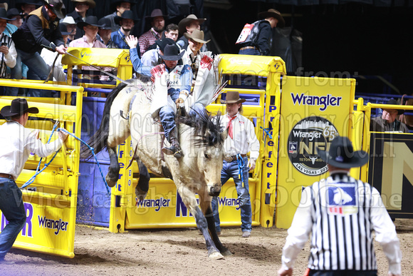 NFR RD Six (165) Bareback Tim O'Connell Time To Rock Bailey Pro Rodeo