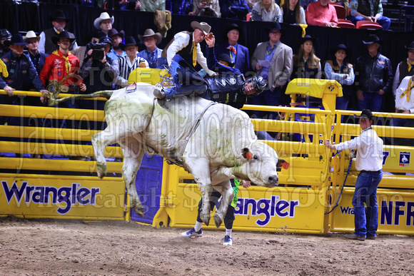 NFR 23 Round Three (3913) Bull Riding Jared Parsonage Trump Train Dakota Rodeo