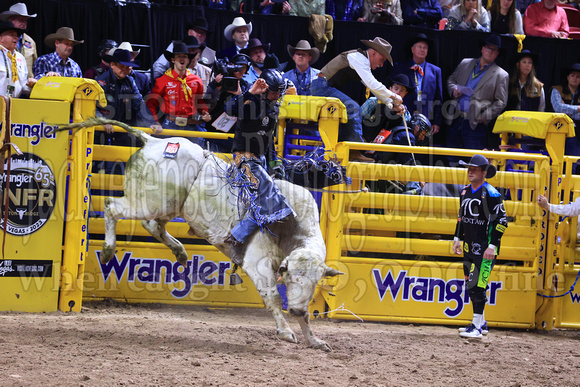 NFR 23 Round Three (3906) Bull Riding Jared Parsonage Trump Train Dakota Rodeo