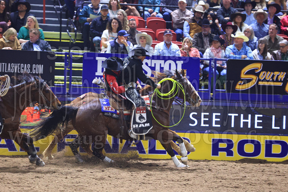 NFR  RD TWO (1112) Bareback Riding Leighton Berry Gander Goose  Championship Pro Rodeo  pickup men