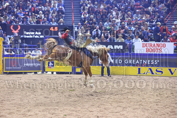 NFR  RD TWO (946) Bareback Riding Tanner Aus  Dixies Gravy KorKow Rodeo