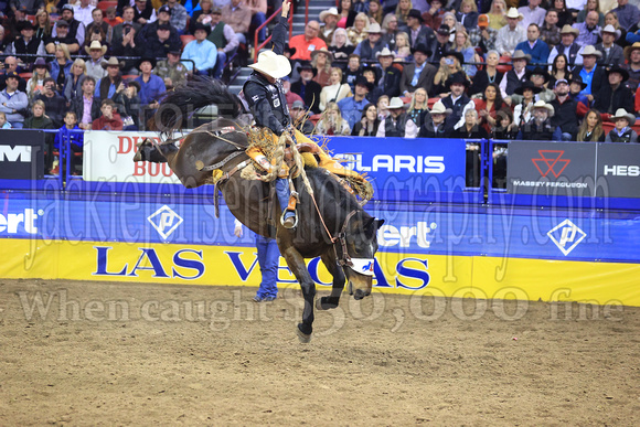 Round 7 Saddle Bronc (1287) Brody Cress, Awesome Sauce, United