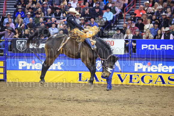 Round 7 Saddle Bronc (1286) Brody Cress, Awesome Sauce, United