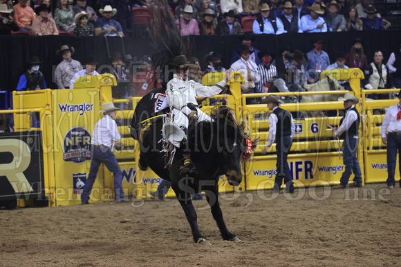 NFR RD ONE (837) Bareback, Franks Cole, Midnight Kid, HiLo Rodeo