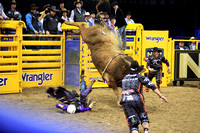 Round 2 Bull Riding (887)  Garrett Smith, Ground Assault, Stockyards