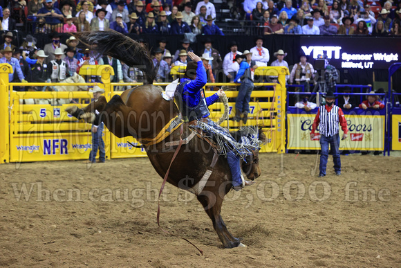 NFR RD Two (2222) Saddle Bronc , Spencer Wright, Utopia, Stace Smith