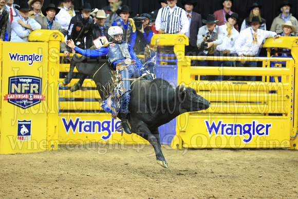 Round 4 Bull Riding (2859)  Stetson Wright, Belly Dump, Salt River, Winner