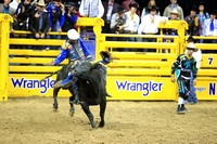 Round 4 Bull Riding (2865)  Stetson Wright, Belly Dump, Salt River, Winner
