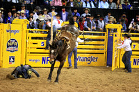 NFR RD ONE (3028) Saddle Bronc , Wade Sundell, Sue City Sue, Mo Betta