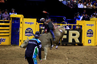 NFR RD Two (4080) Bull Riding , Shane Proctor, Big Poisen, Cowtown