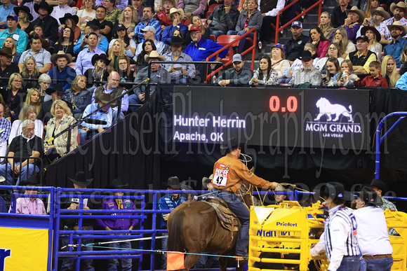 NFR RD Four (2734) Tie Down Roping, Hunter Herrin