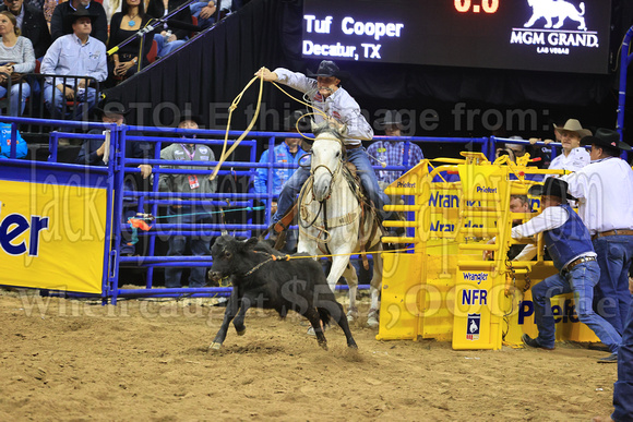 NFR RD ONE (3963) Tie Down Roping, Tuf Cooper
