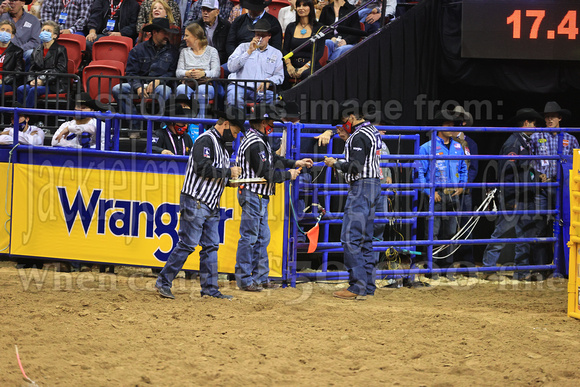 NFR RD ONE (3997) Tie Down Roping, Tuf Cooper