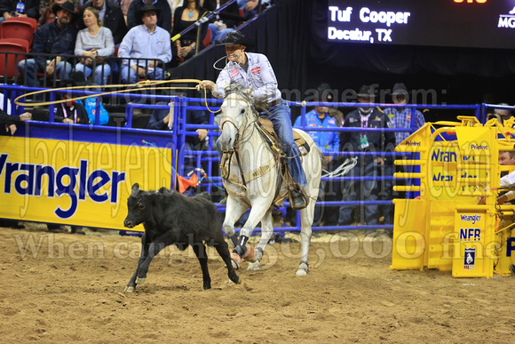 NFR RD ONE (3965) Tie Down Roping, Tuf Cooper