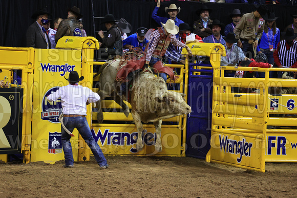 NFR RD Two (4509) Bull Riding , Roscoe Jarboe, Velocity, Andrews