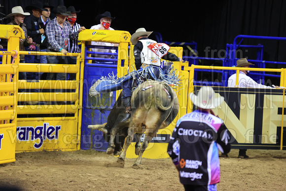 NFR RD ONE (6797) Bull Riding , Clayton Sellers, Reride, American Blood, Rocky Mountain