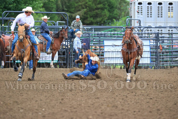 Mandan Slack (12) Steer Wrestling